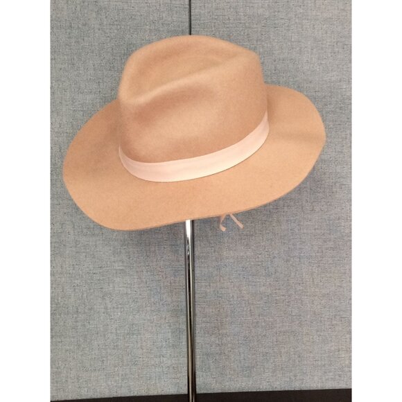 N.W.T. Lucky Brand Wool Fedora with Light Pink Ribbon Hat - Picture 1 of 6